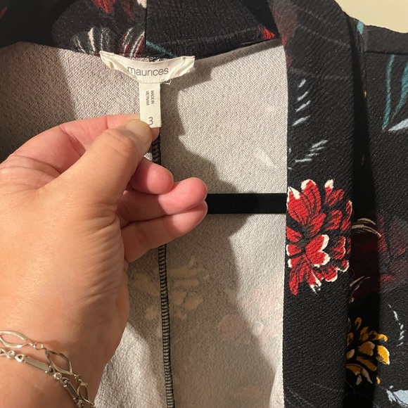 EUC Maurice’s Size 3 Open front Floral Blazer - Picture 3 of 3